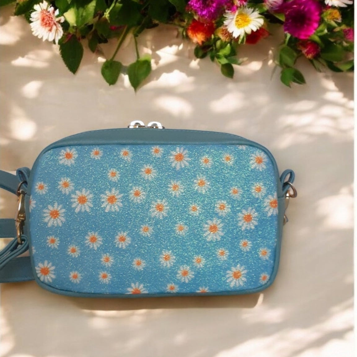 Tiny Cata Crossbody