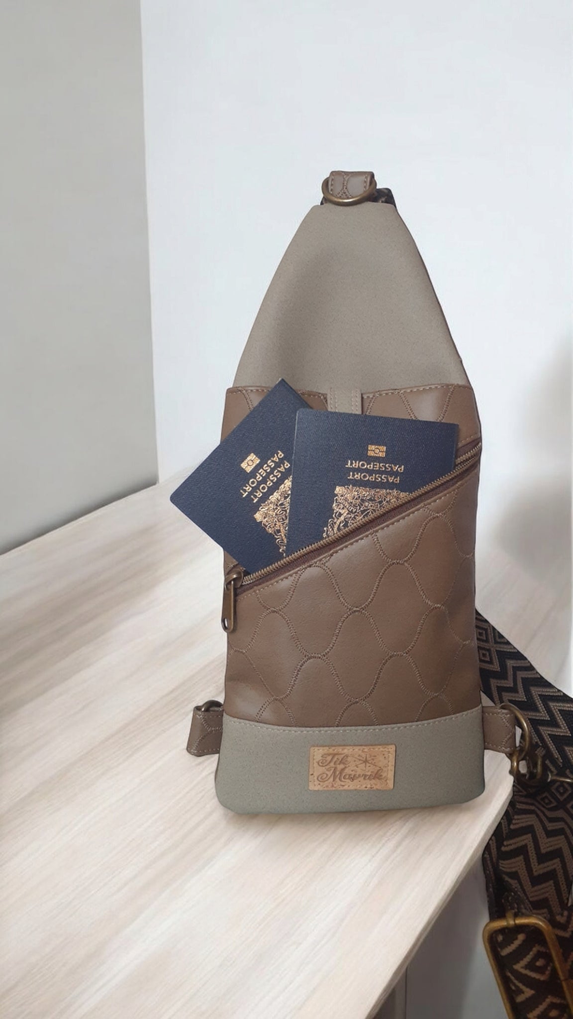 Traveler Sling Pouch