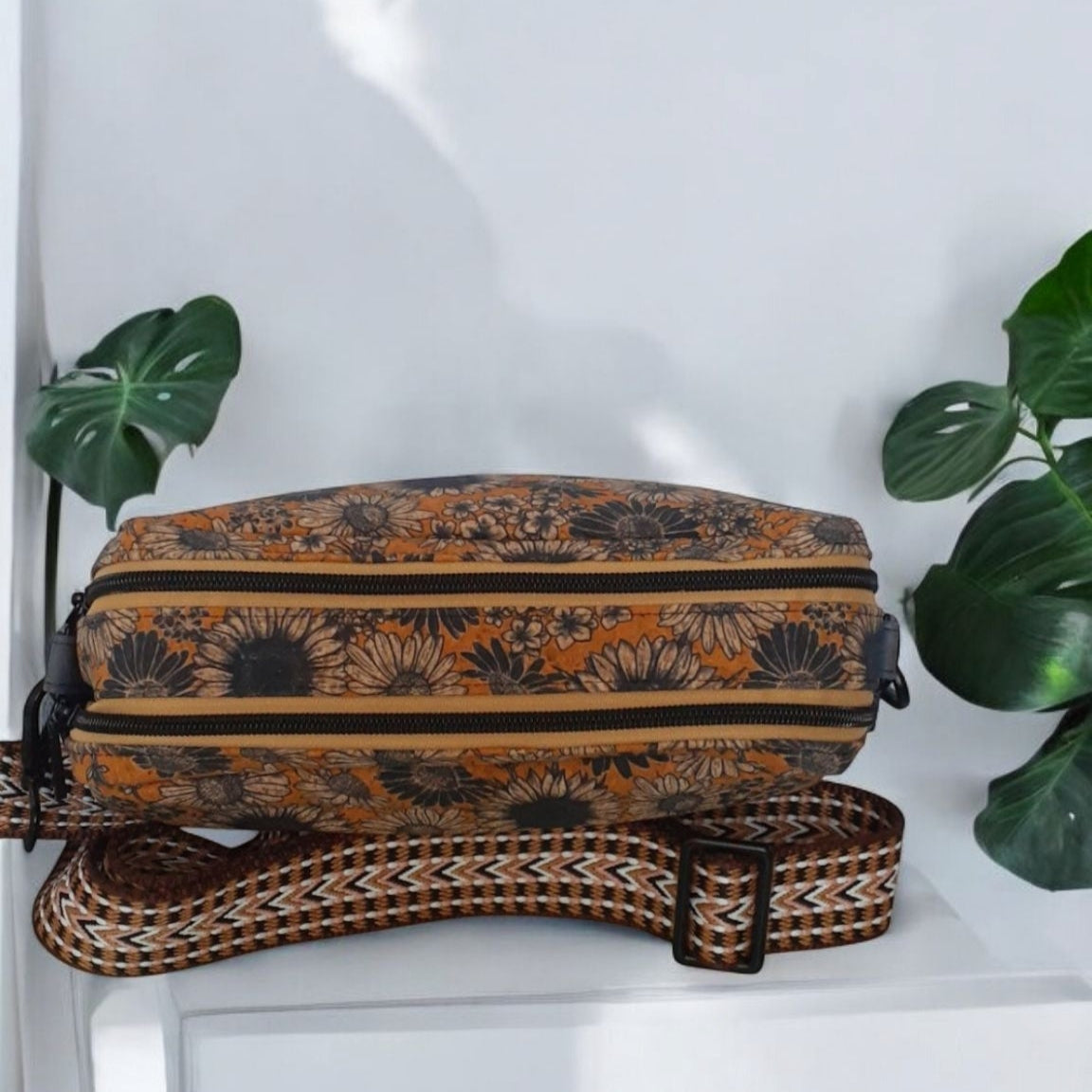 The Rae Dual Zipper Crossbody