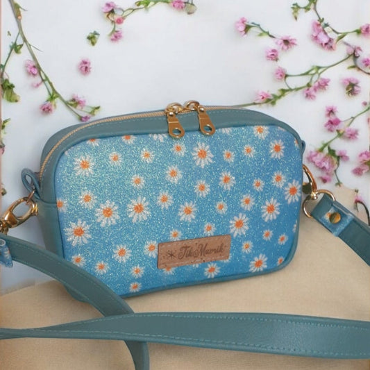 Tiny Cata Crossbody