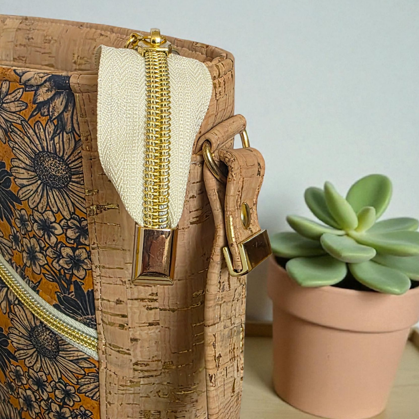 Soft Cork Teloujay 2.0 Shoulder/Crossbody Bag